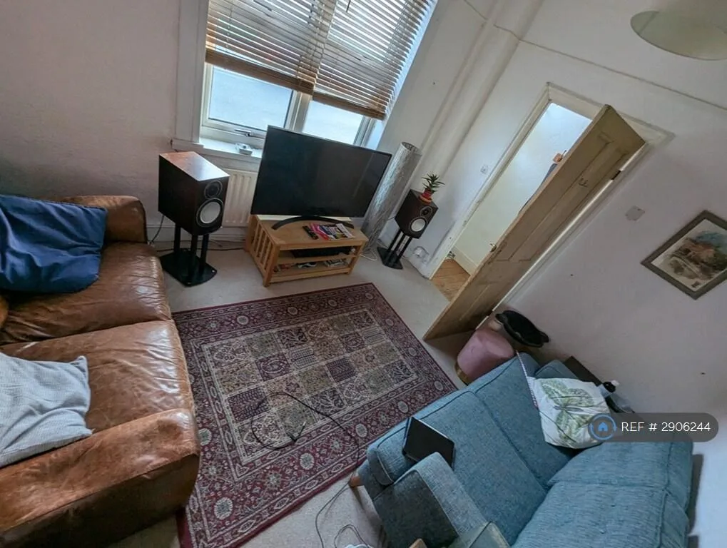 1 bedroom house share for rent