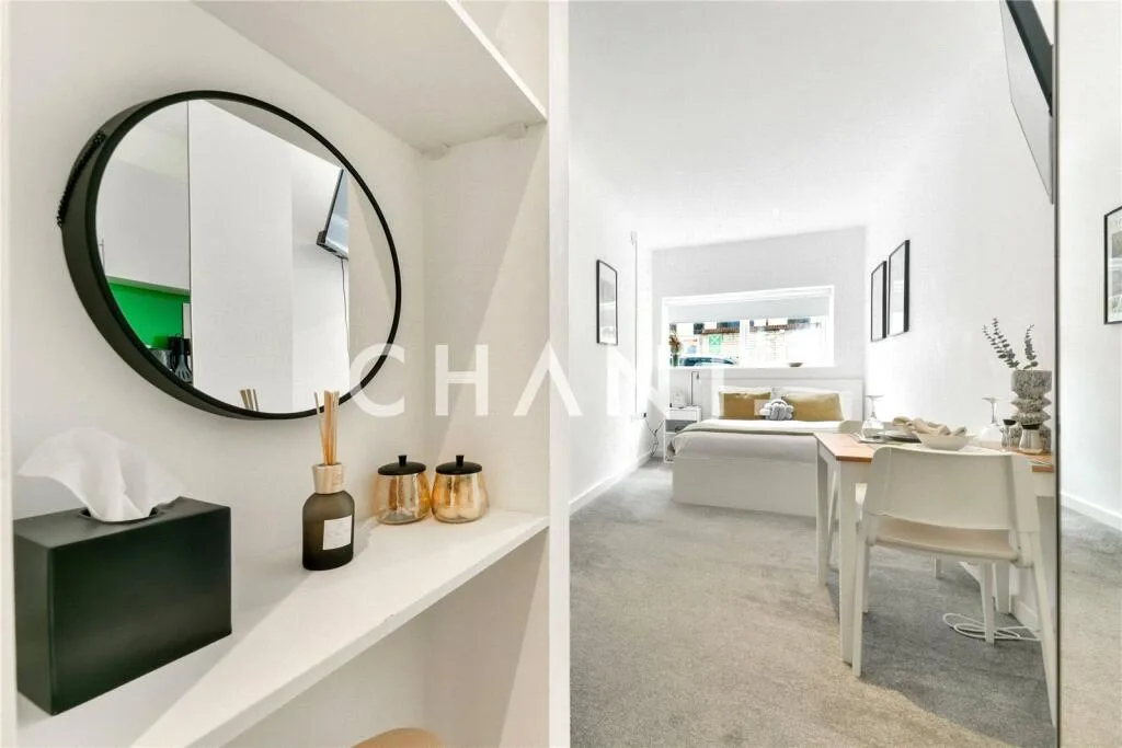 Studio flat for rent
