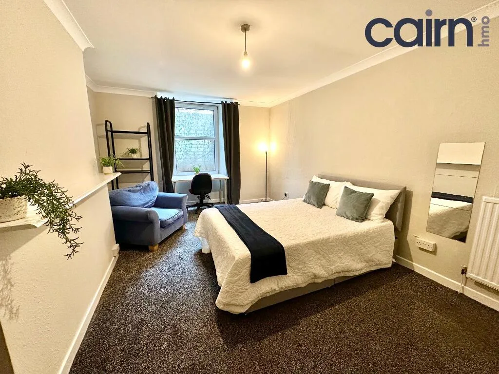 4 bedroom flat for rent