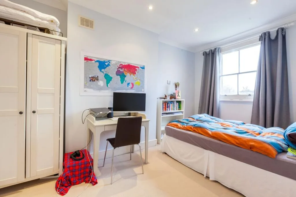 2 bedroom maisonette for rent