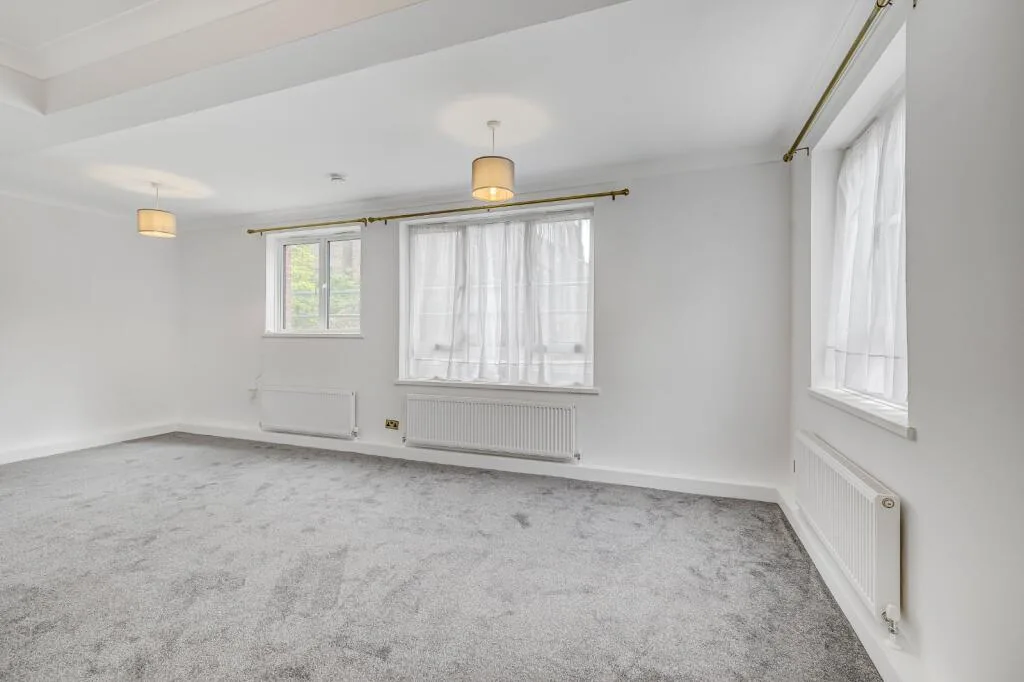 2 bedroom house for rent
