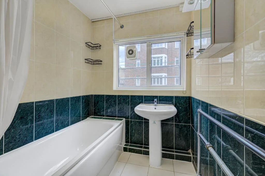 2 bedroom house for rent