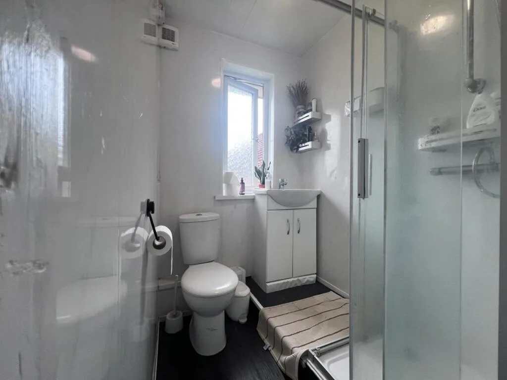 4 bedroom terraced house for rent