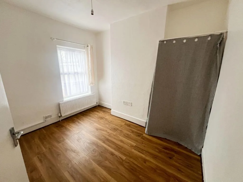 4 bedroom terraced house for rent