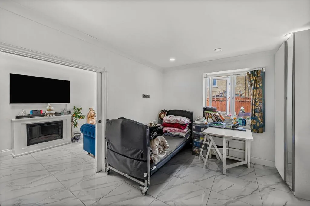 4 bedroom terraced house for rent