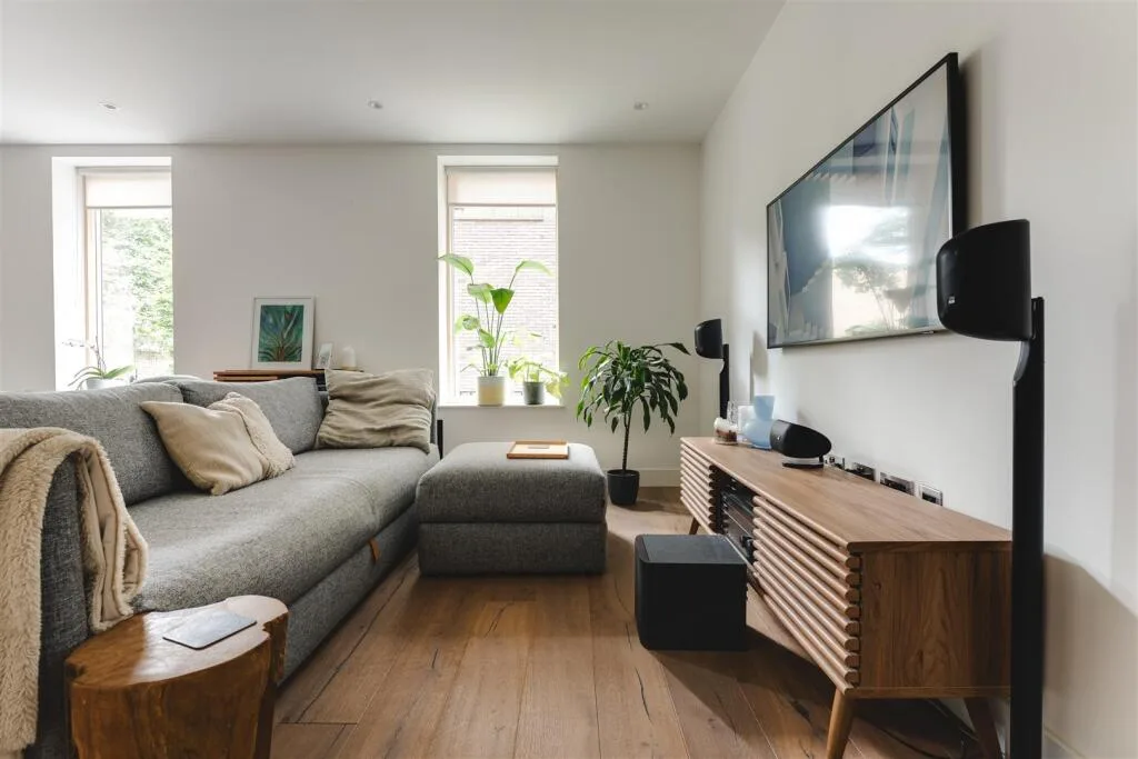 2 bedroom apartment for rent