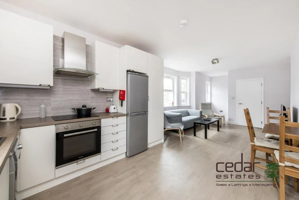 3 bedroom flat for rent