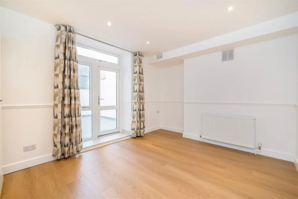Studio flat for rent