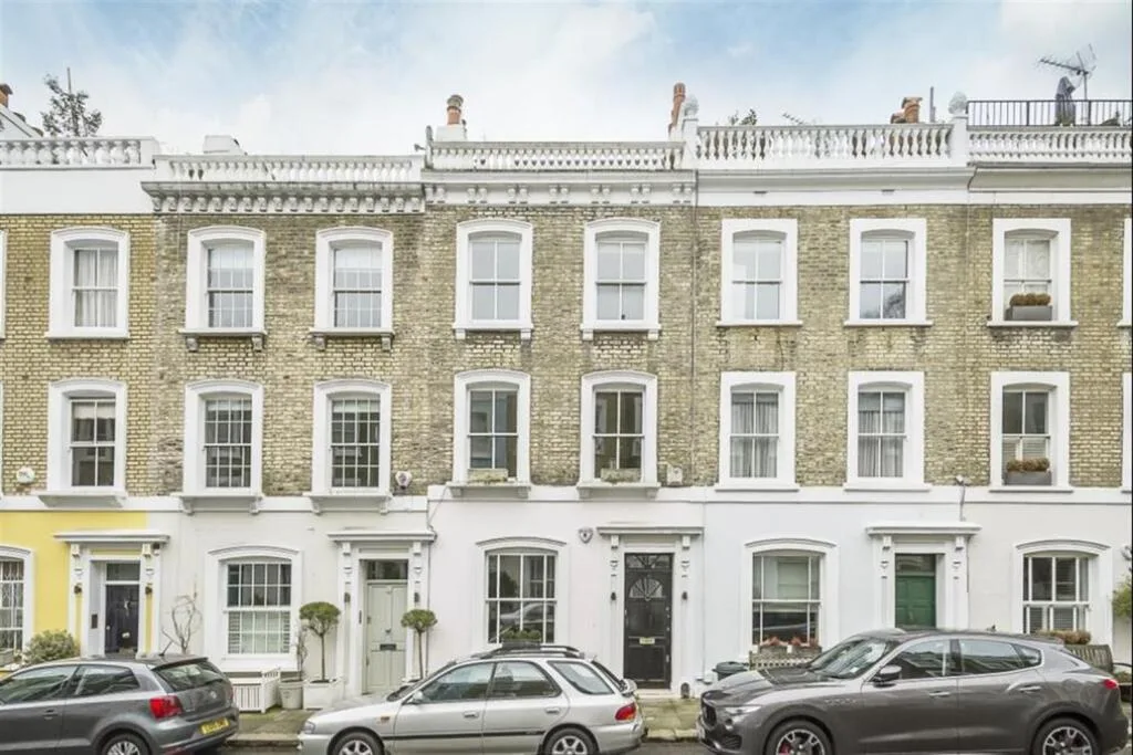 4 bedroom terraced house for rent