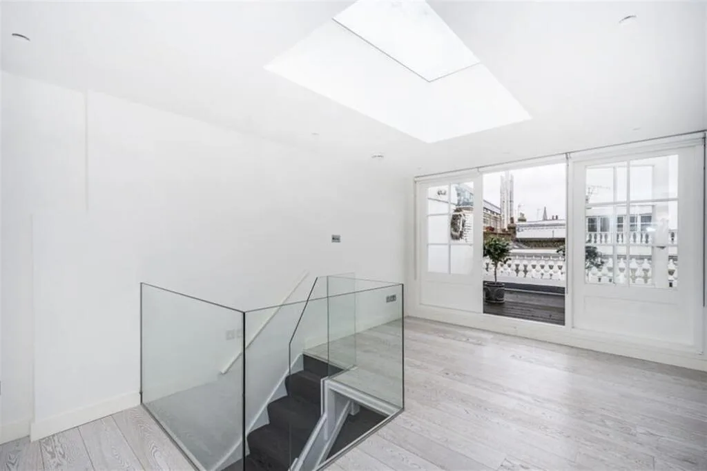 4 bedroom terraced house for rent