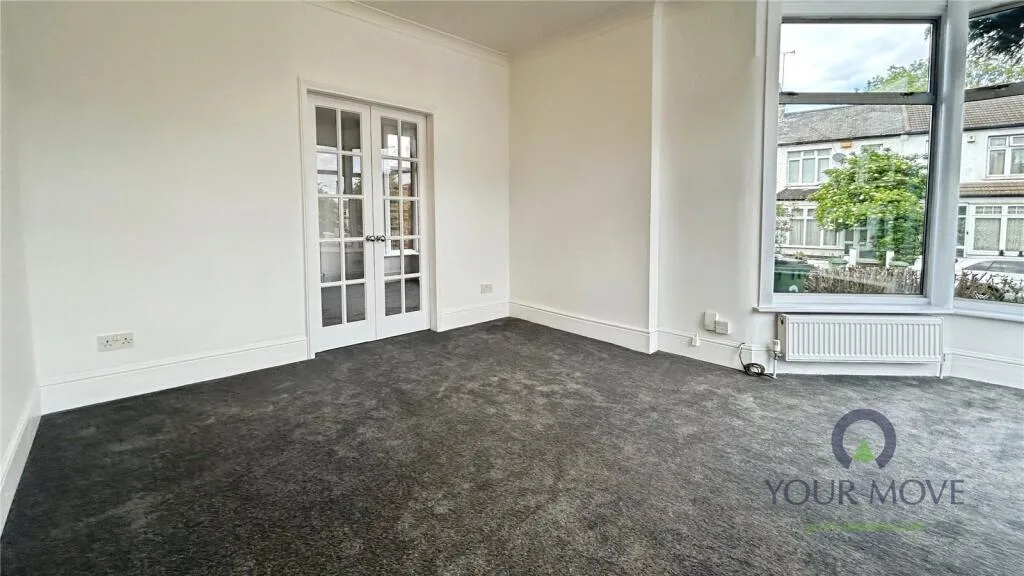 3 bedroom end of terrace house for rent