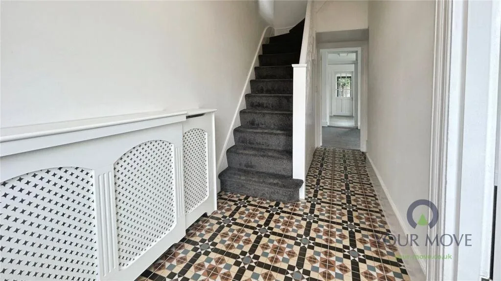 3 bedroom end of terrace house for rent