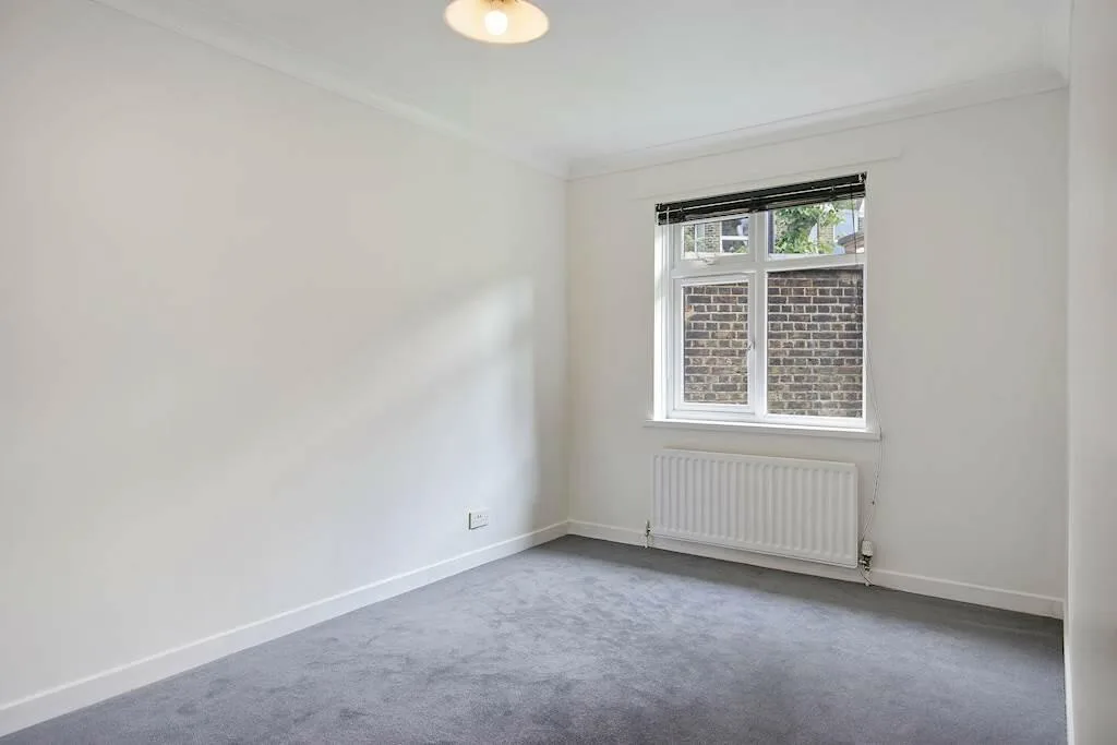 2 bedroom ground floor flat for rent