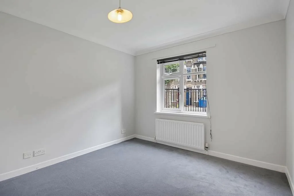 2 bedroom ground floor flat for rent
