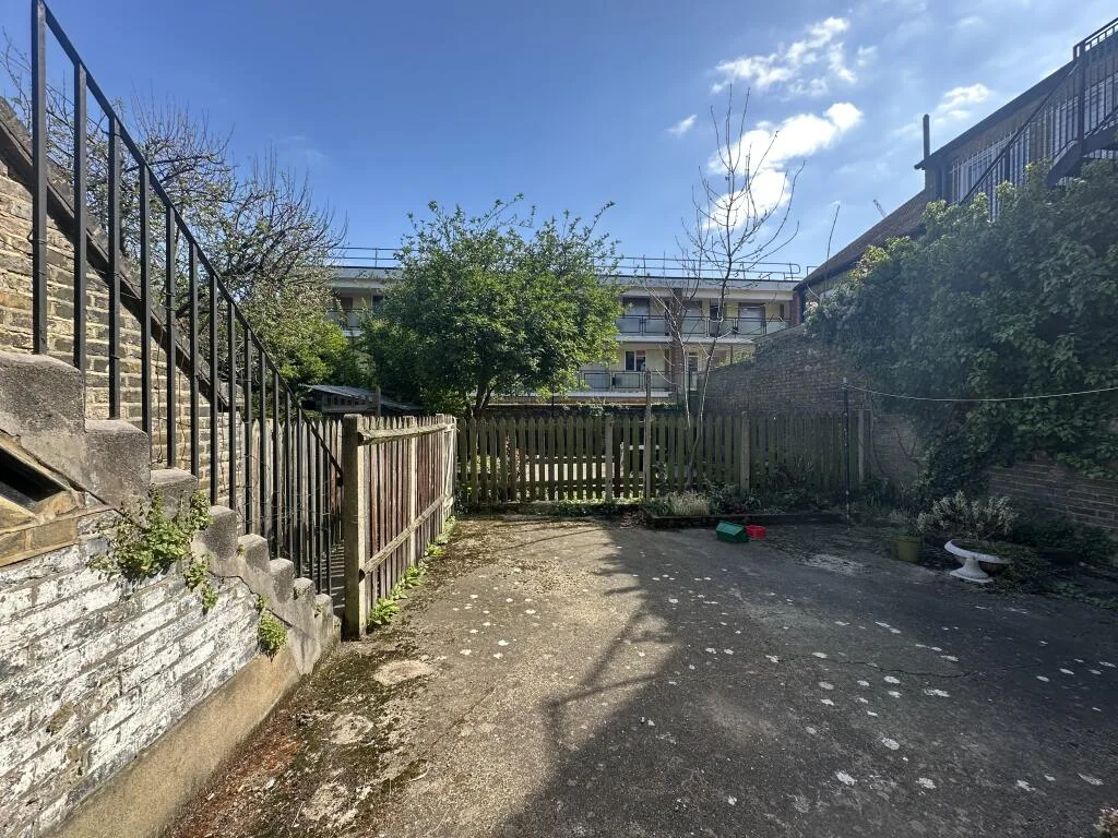 1 bedroom terraced house for rent