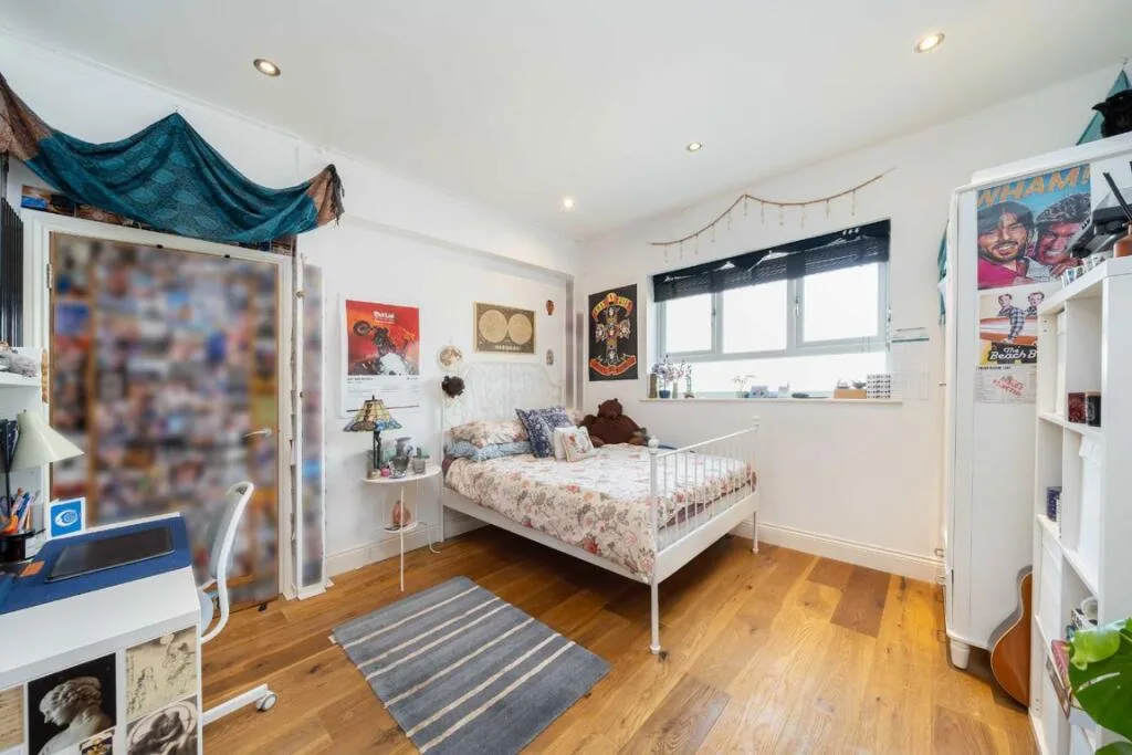 4 bedroom flat for rent