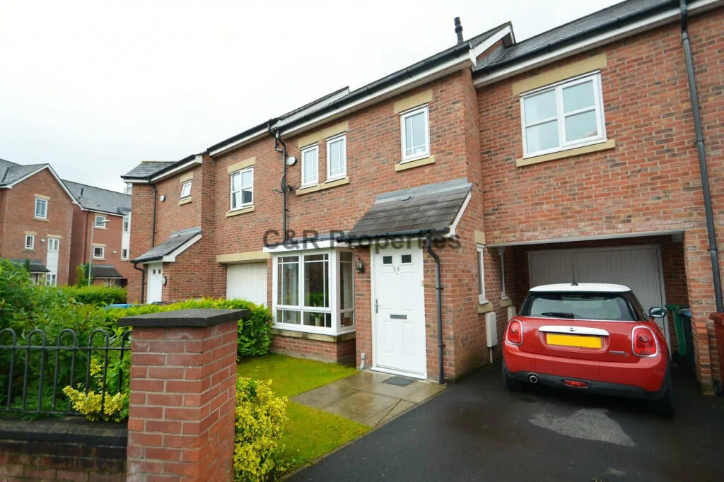 4 bedroom town house for rent