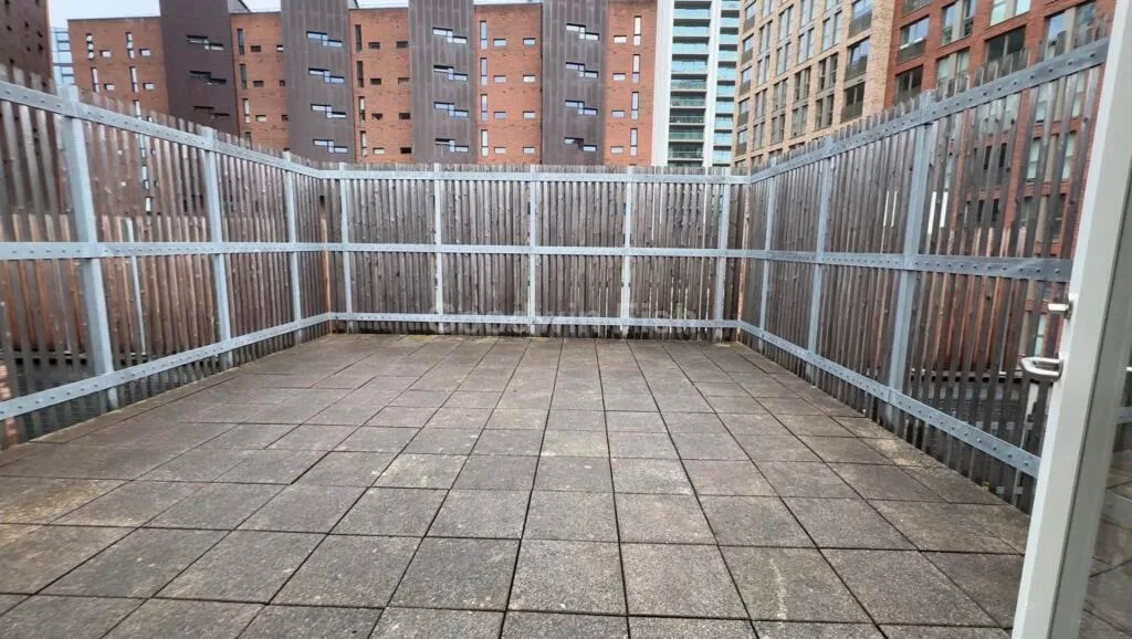 3 bedroom town house for rent