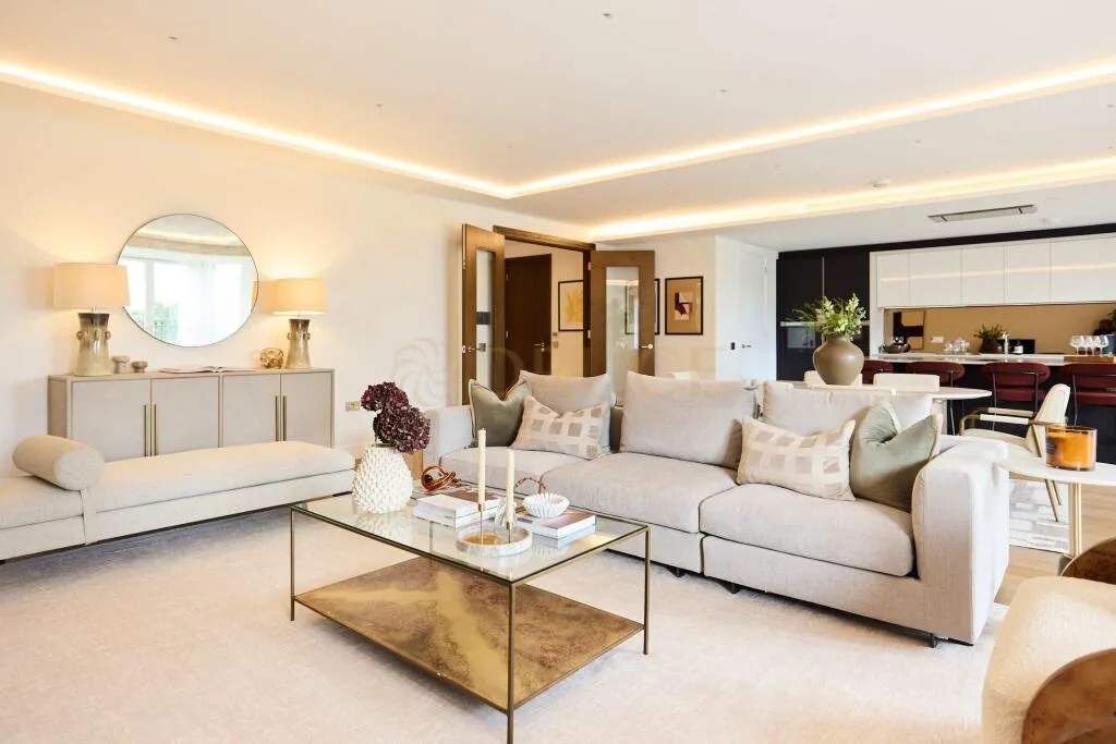 3 bedroom flat for rent