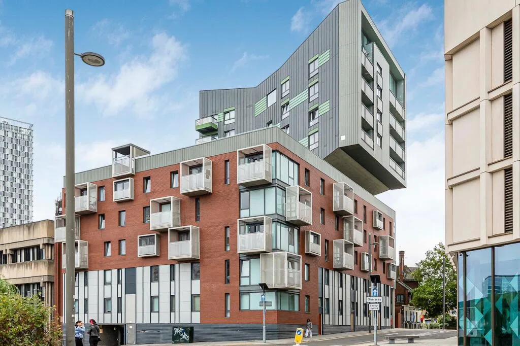 2 bedroom flat for rent