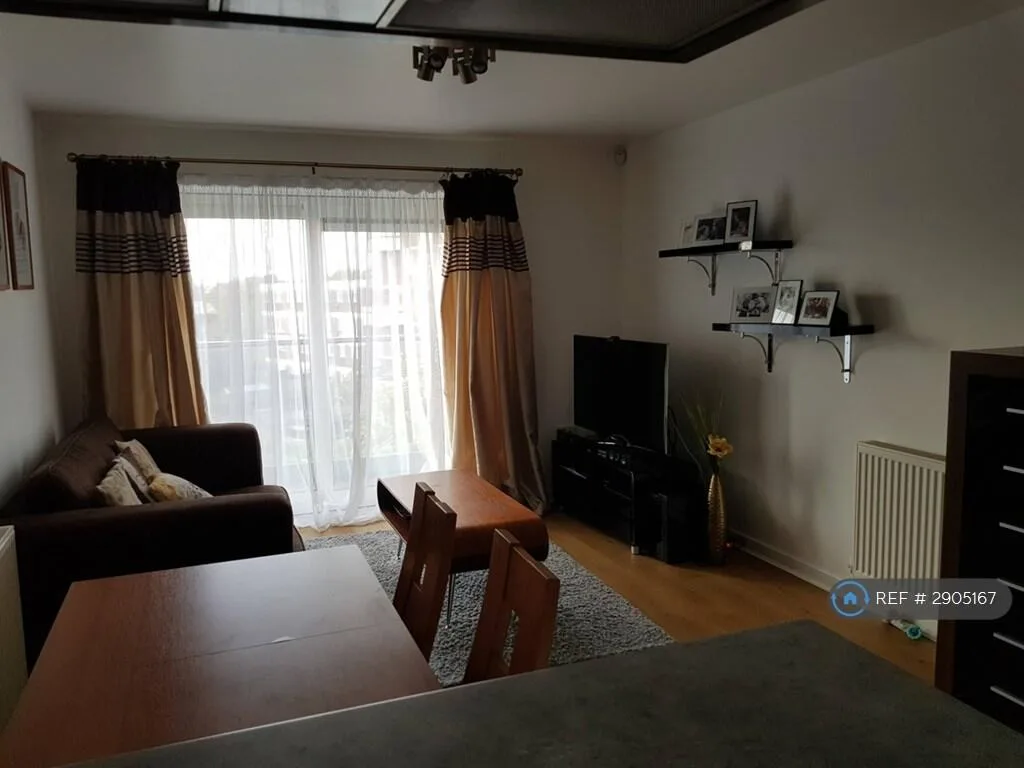 1 bedroom flat share for rent
