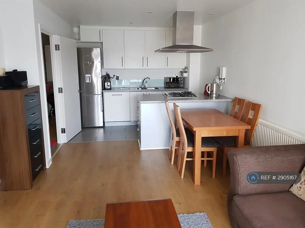1 bedroom flat share for rent