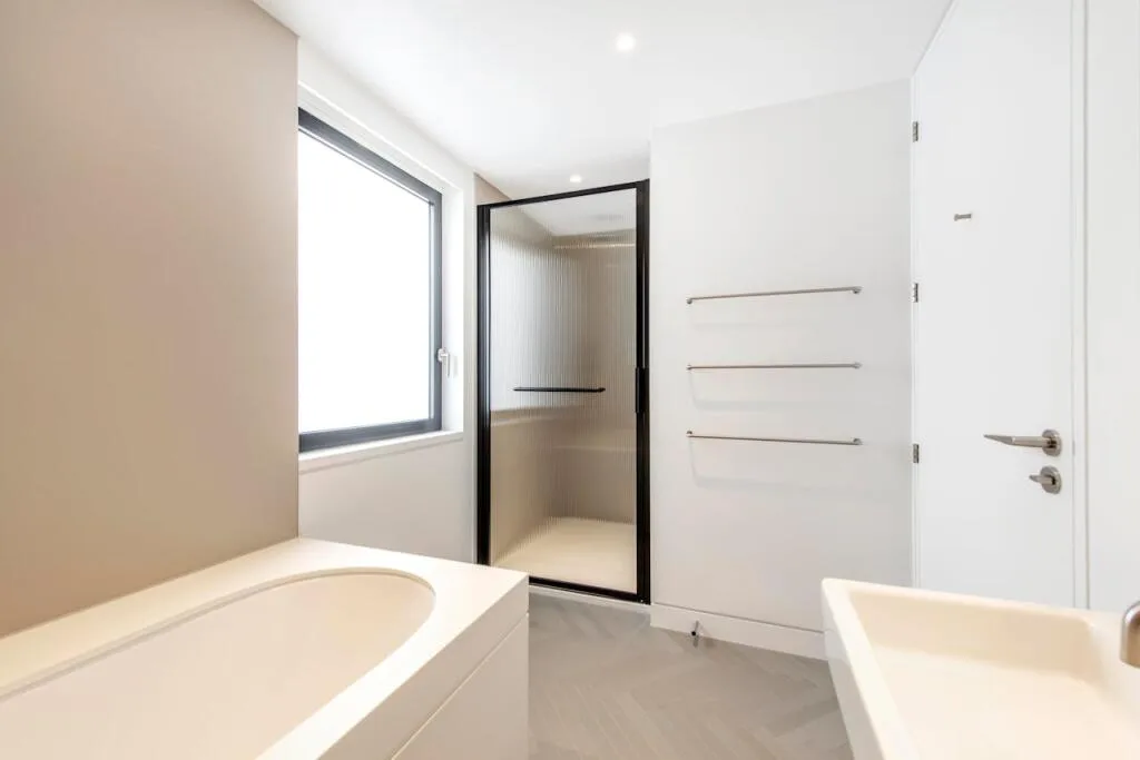 2 bedroom maisonette for rent