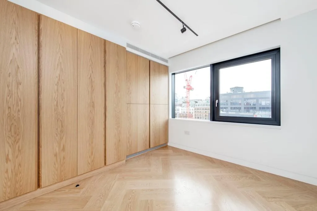 2 bedroom maisonette for rent