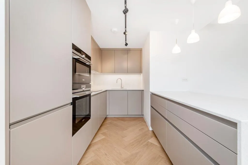 2 bedroom maisonette for rent