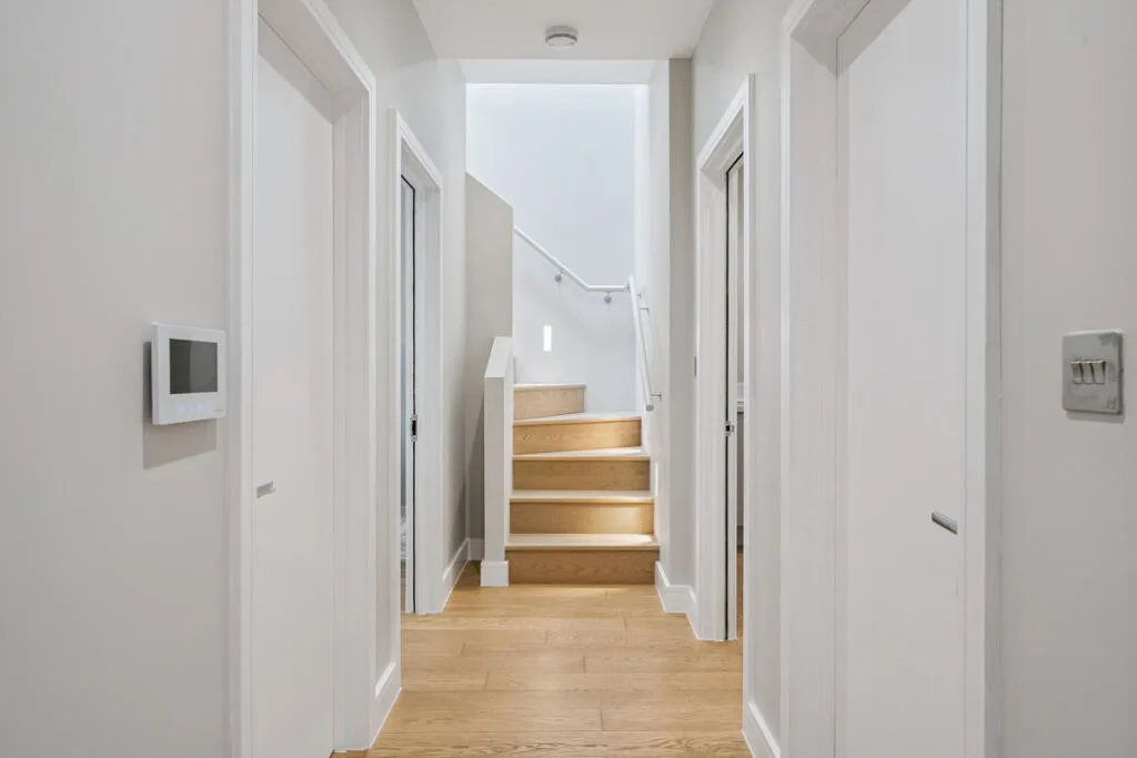 3 bedroom mews property for rent
