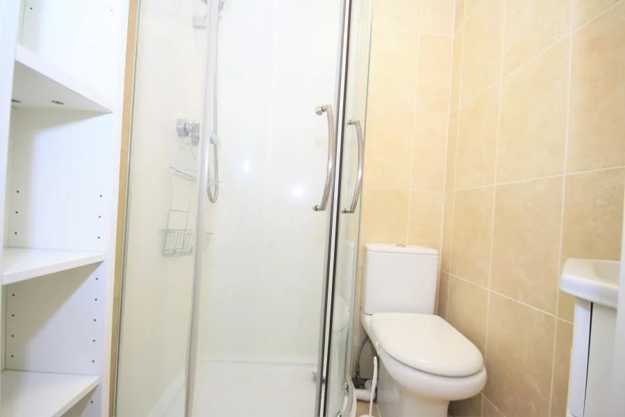 4 bedroom terraced house for rent
