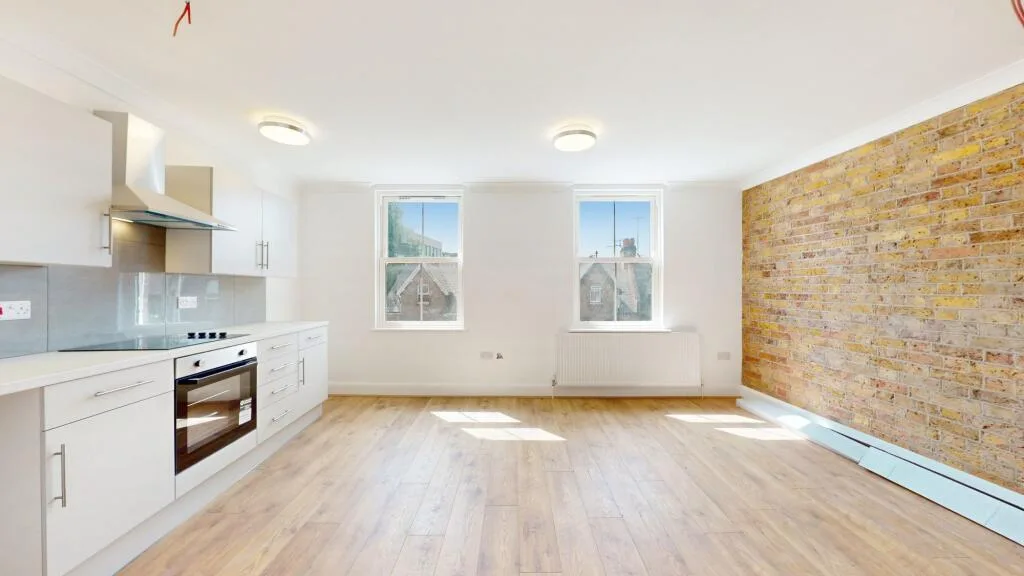 3 bedroom flat for rent