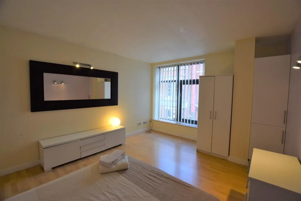 Studio apartment for rent
