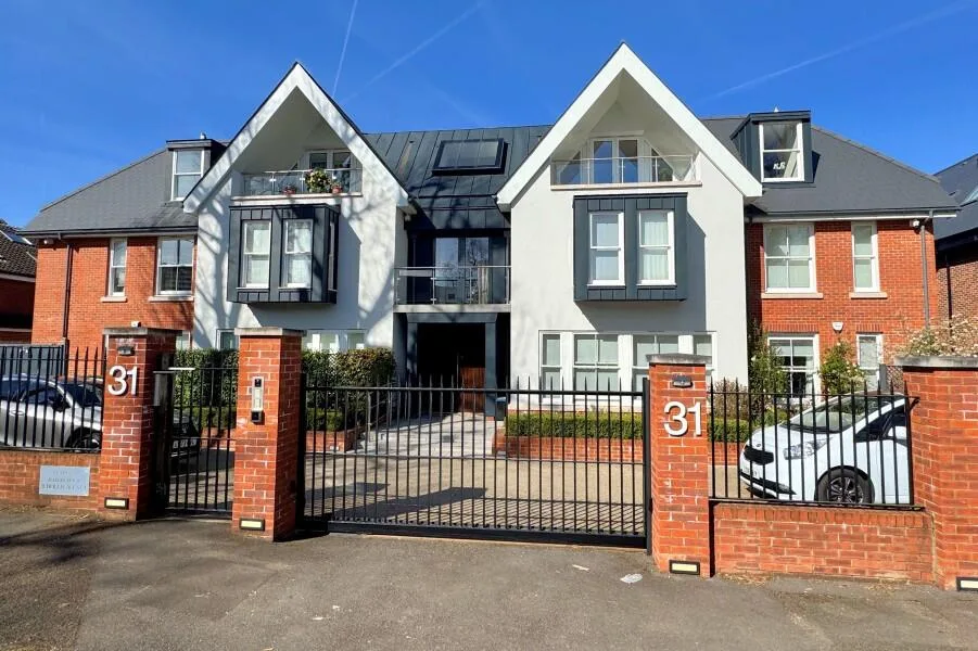 2 bedroom flat for rent