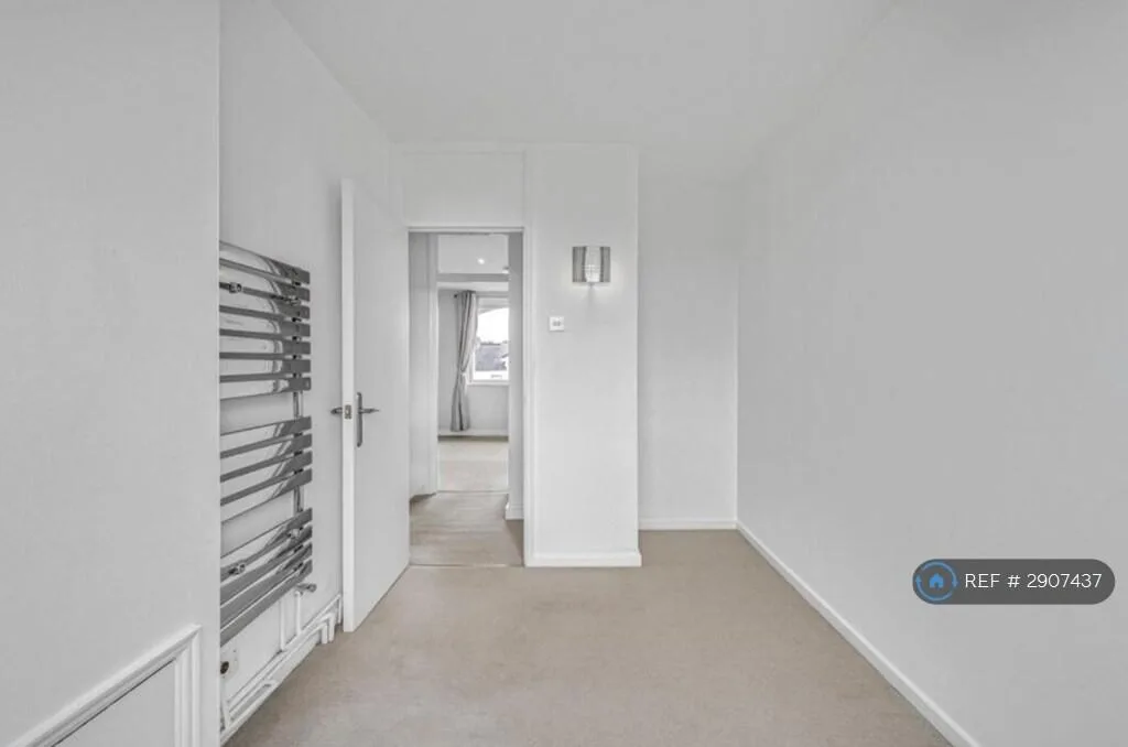 2 bedroom maisonette for rent