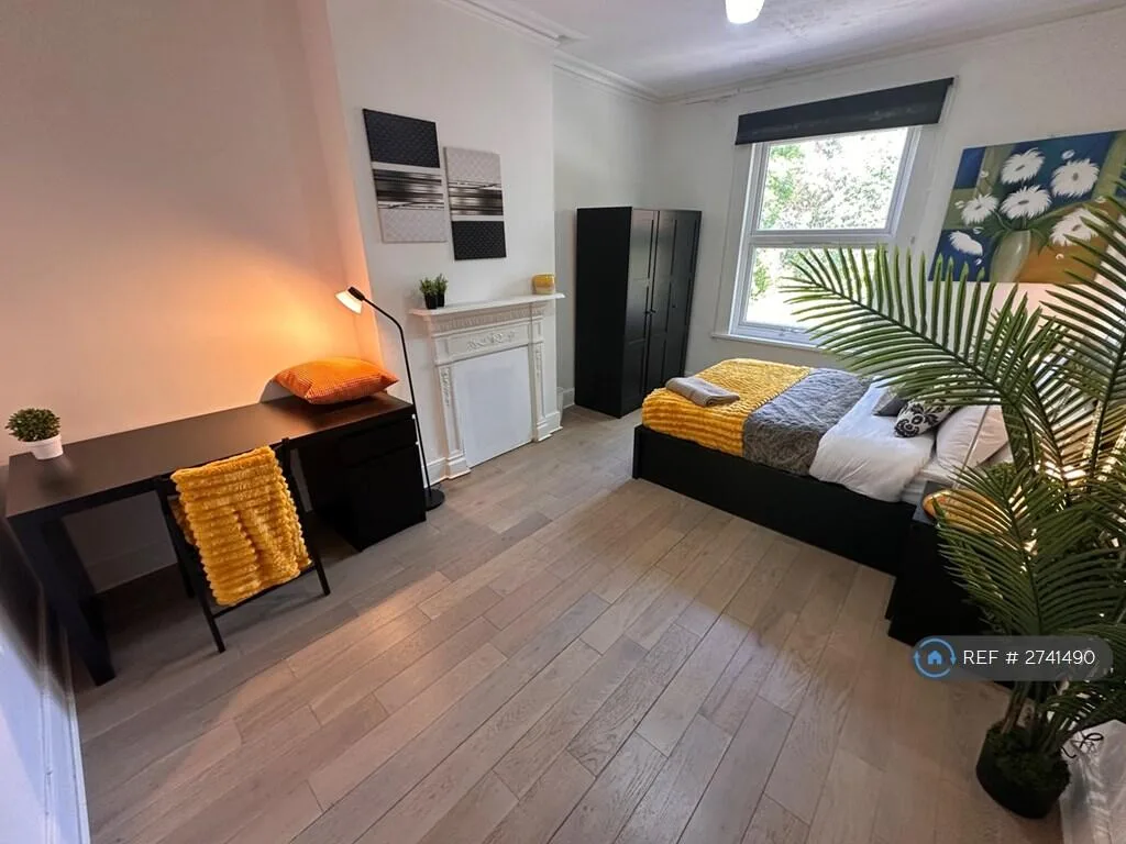 1 bedroom house share for rent