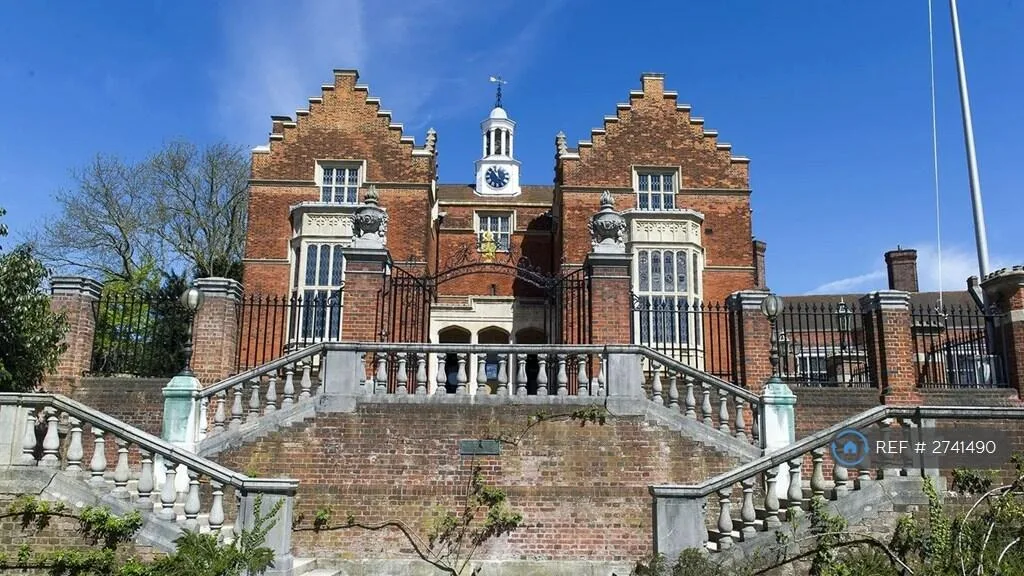 1 bedroom house share for rent