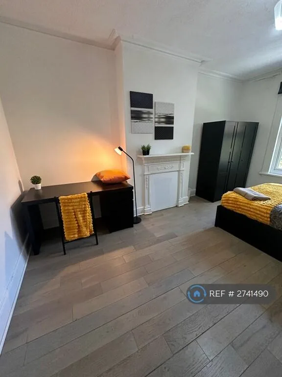 1 bedroom house share for rent