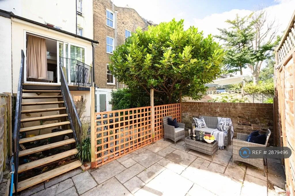 3 bedroom flat for rent