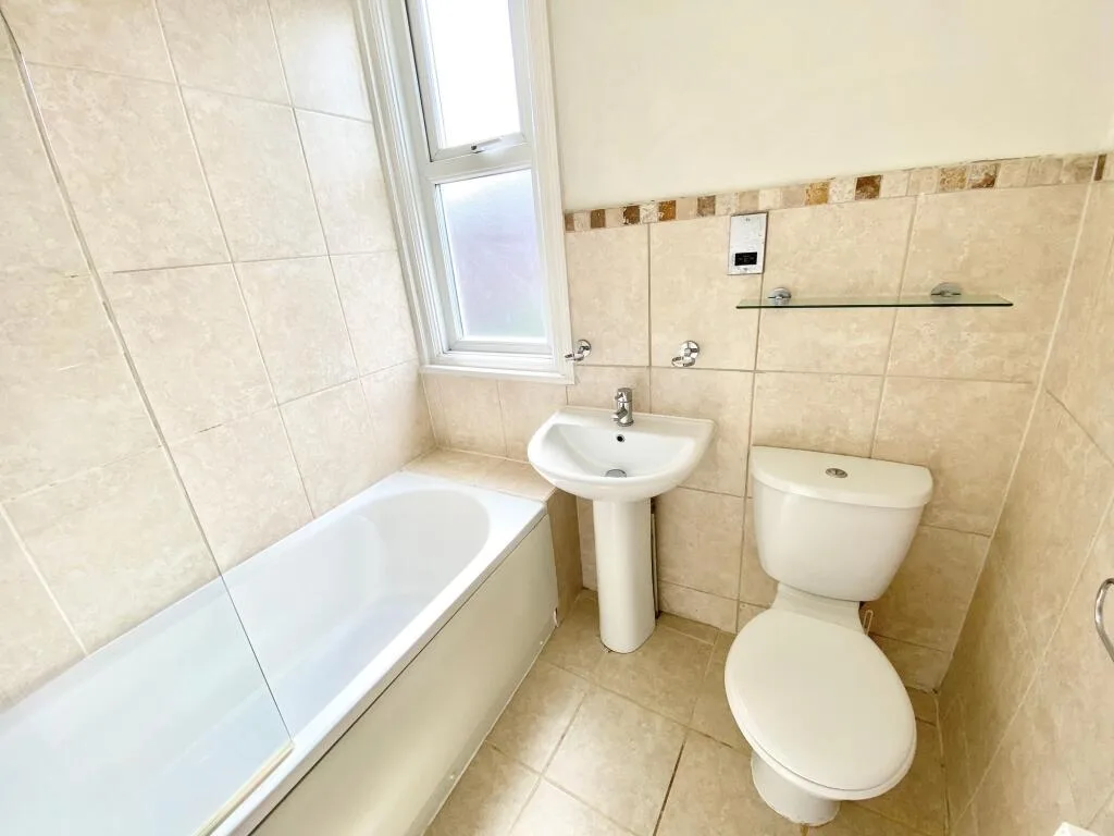4 bedroom terraced house for rent