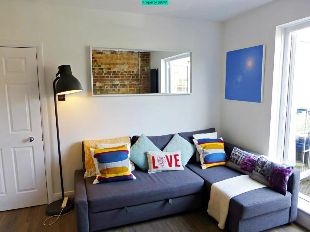 3 bedroom maisonette for rent