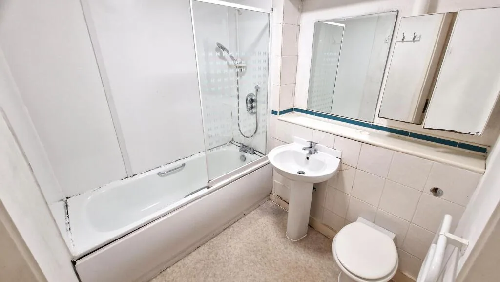 3 bedroom apartment for rent