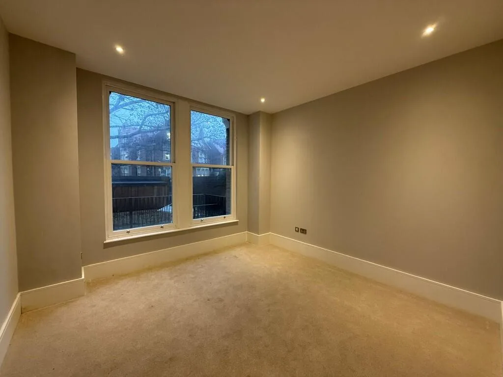 2 bedroom ground floor flat for rent
