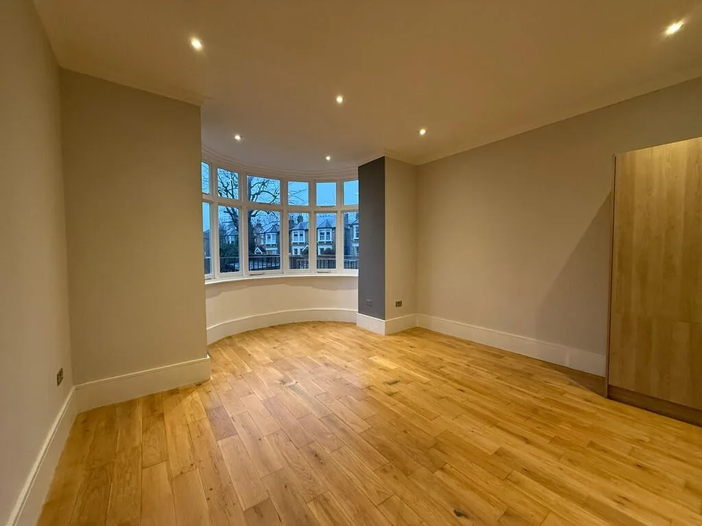 2 bedroom ground floor flat for rent