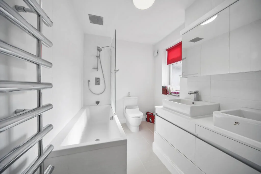 3 bedroom semi-detached house for rent