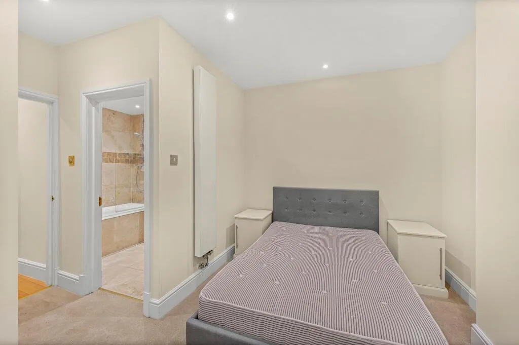 2 bedroom flat for rent