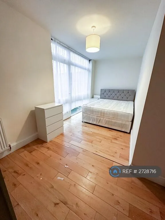 4 bedroom flat for rent