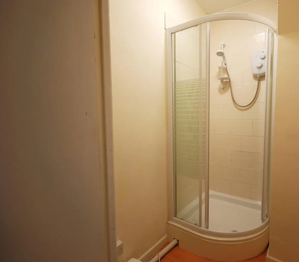 4 bedroom flat for rent