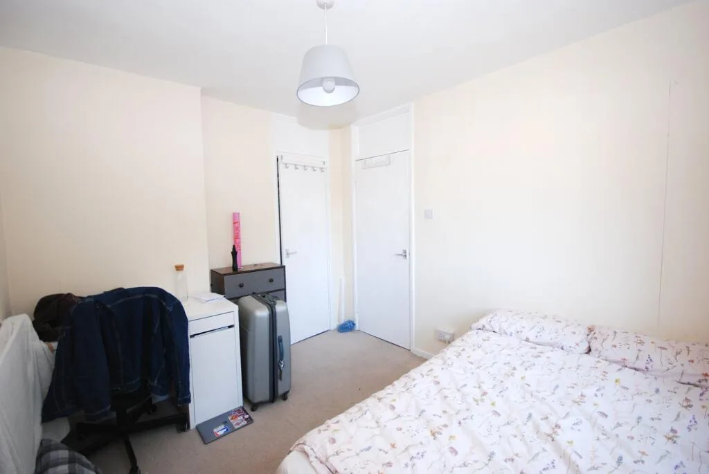 4 bedroom flat for rent