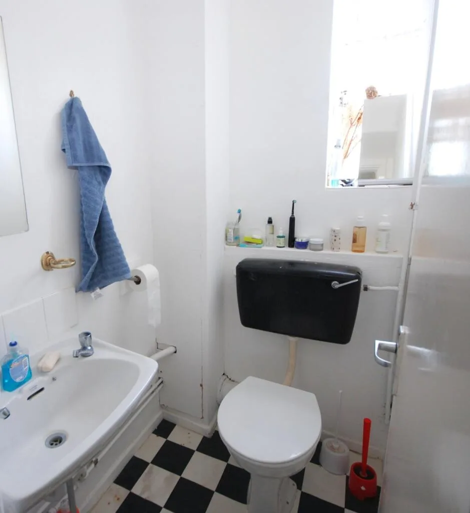 4 bedroom flat for rent